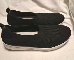 Fitflop - Women’s Slip On Uberknit Flats Shoes - Size 11 Black